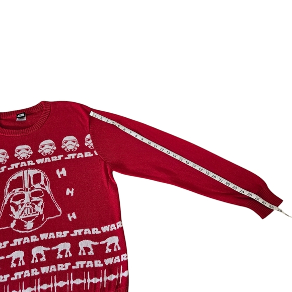 Star Wars Darth Vader Men's Christmas Sweater Size XL Red White Christmas Party - Picture 8 of 11